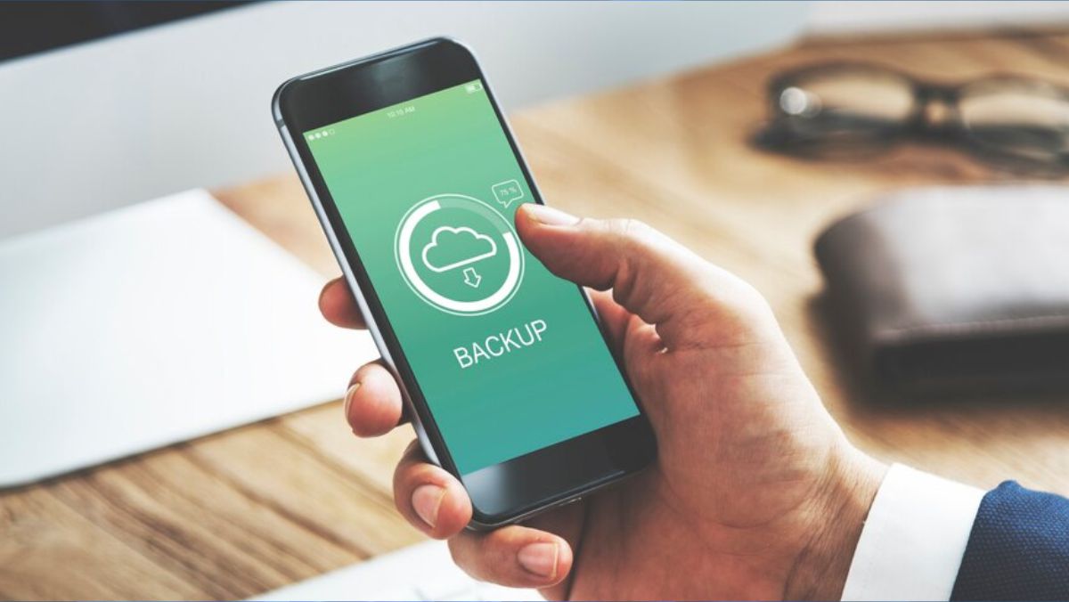 5 Easy Ways to Fix WhatsApp Backup Stuck in Progress Issue - Ug Tech Mag
